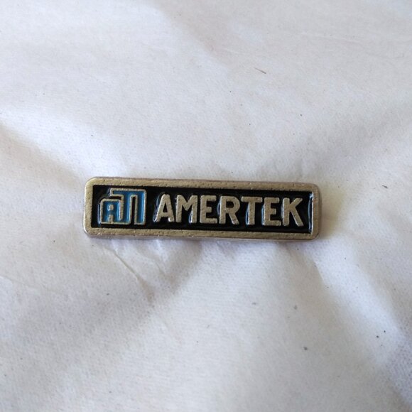Vintage AMERTEK Lapel Hat Pin Enamel Fire Truck Airport Military Collectible - Picture 1 of 11
